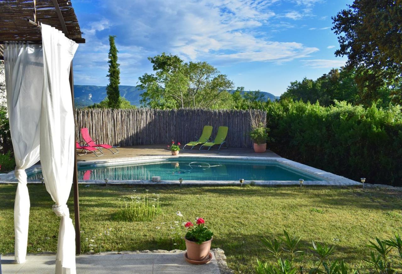 Saba Hotel Cabrieres-d'Avignon Bagian luar foto